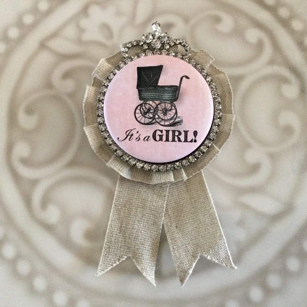 It’s a girl ! Handmade Brooch